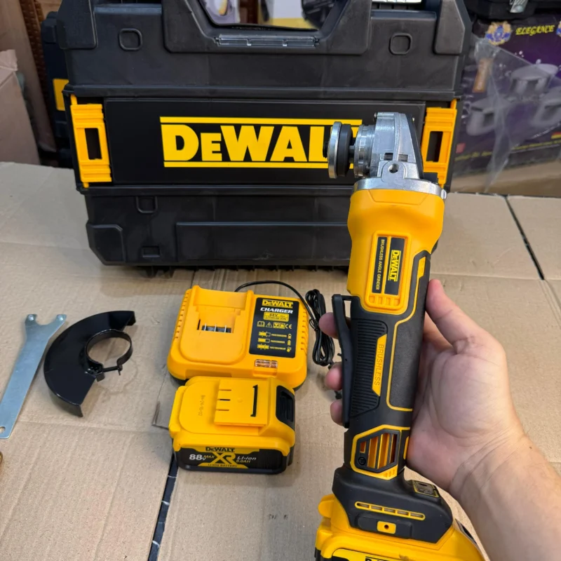 Meuleuse d’angle a batterie Brushless